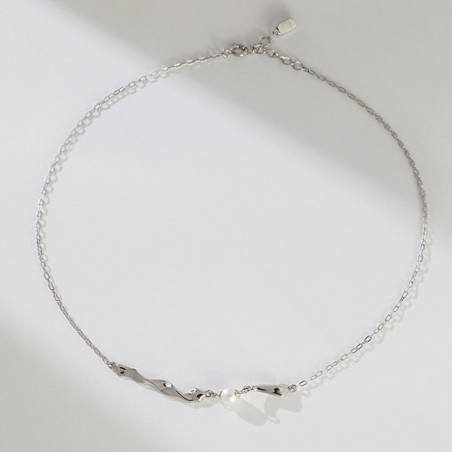 Elysia Pearl Necklace