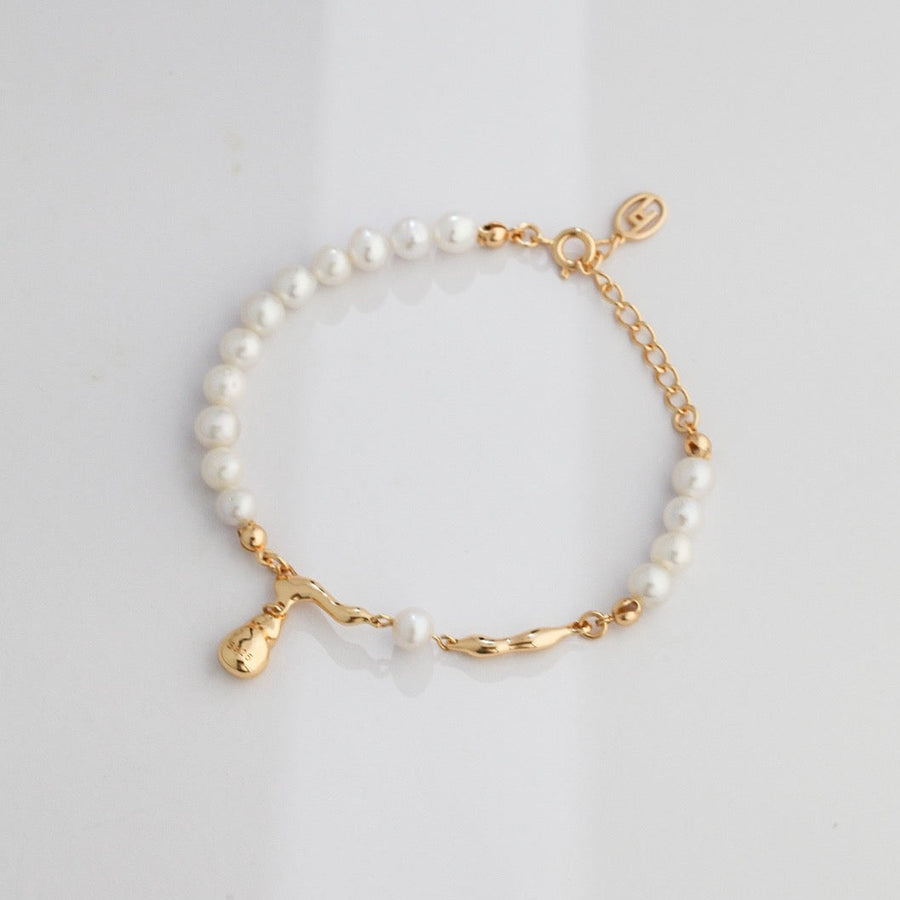 Aurora Pearl Bracelet