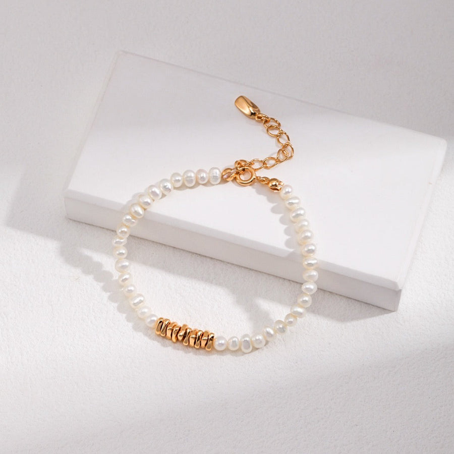 Delphine Pearl Bracelet