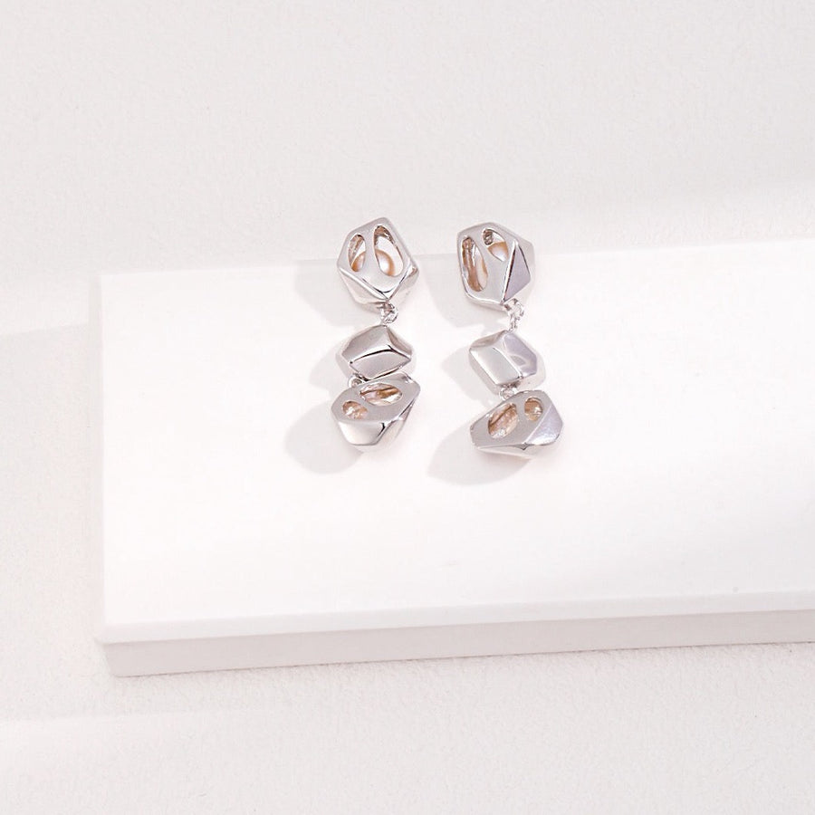 Seraphina Pearl Earring