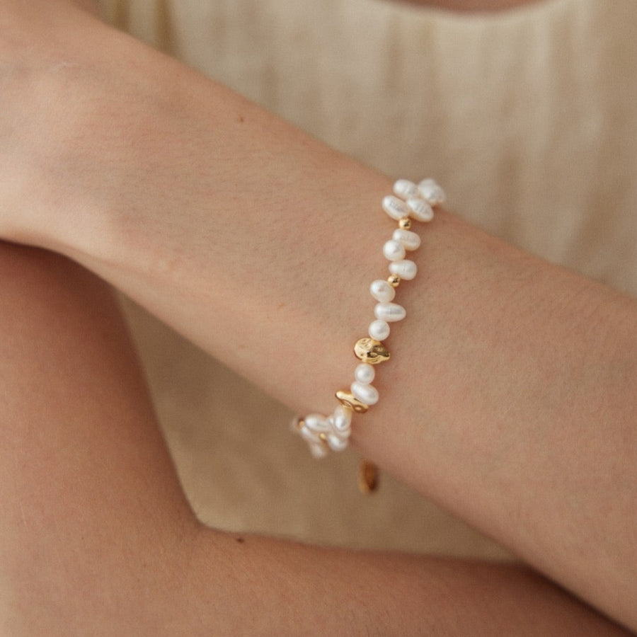 Chandelier Pearl Bracelet