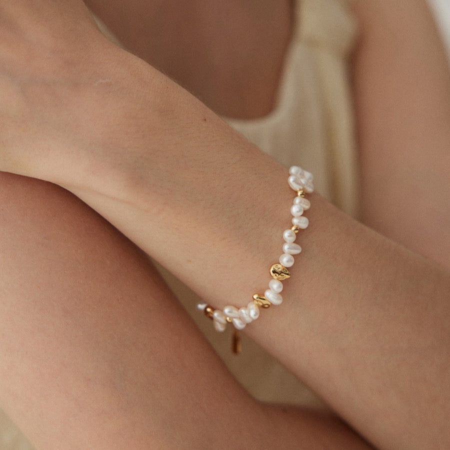 Chandelier Pearl Bracelet